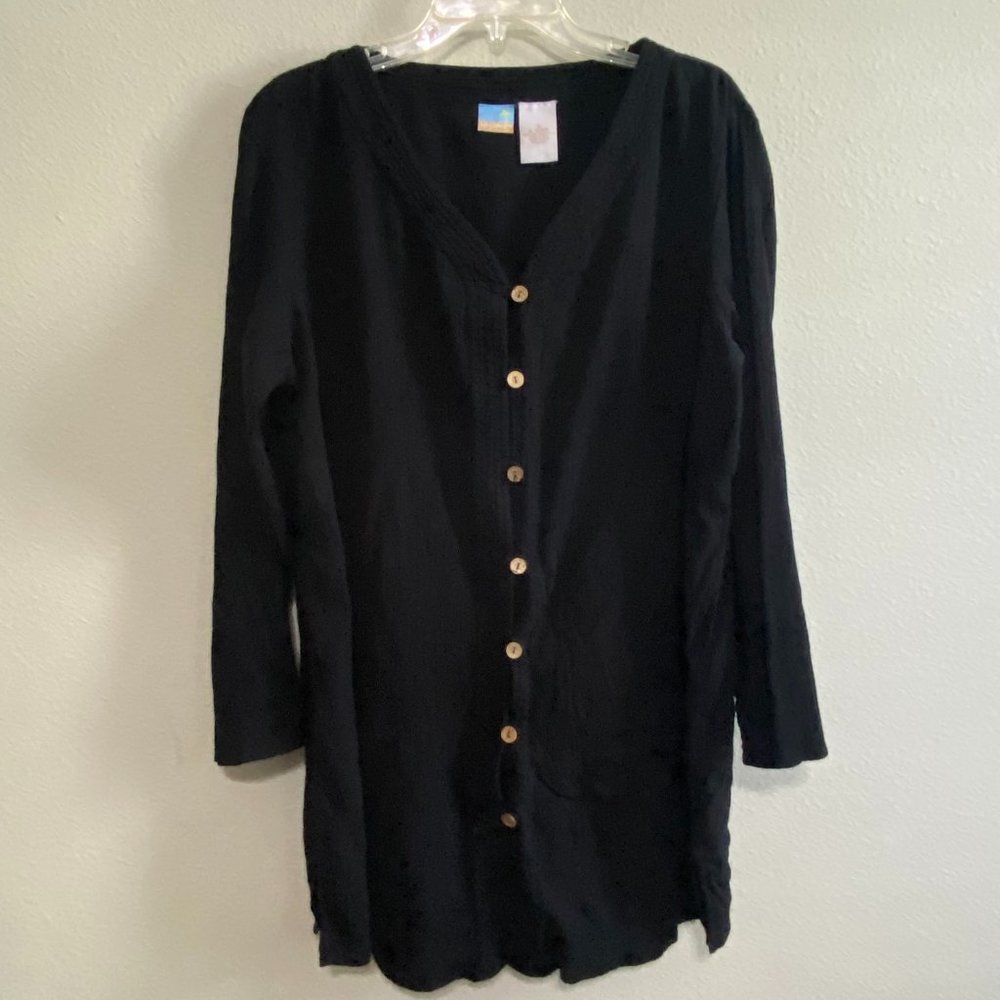 Black summer button down shirt , beach perfect outfit! size 1x by: Le Cove